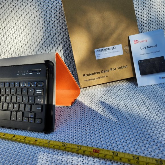 Fintie Mini Bluetooth Keyboard in Orange - Picture 1 of 4